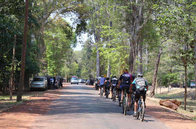  Cycling Around The Worl Heritage